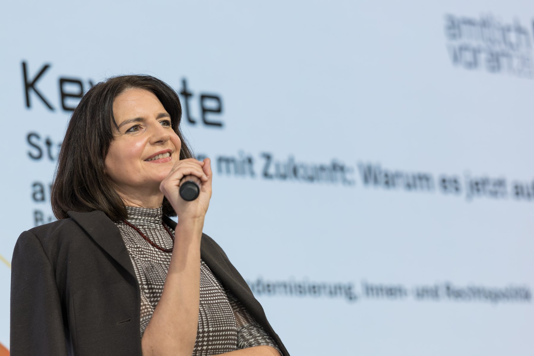 Perspektiven für den öffentlichen Dienst beim amtlich voran Forum am 01.10.2026 in Berlin